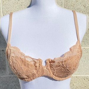 Nude beige lacy dainty Victoria’s Secret bra size 34C